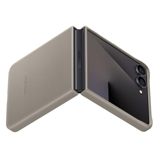 Samsung Husa Originala Kindsuit Samsung Galaxy Z Flip7 Taupe (Samsung, ArcoExpert) by www.silkase.ro Samsung Husa Originala Kindsuit Samsung Galaxy Z Flip7 Taupe (ArcoExpert, EF-VF766PJEGWW) by www.silkase.ro
