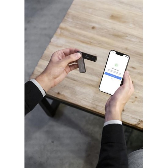 Portofel hardware crypto Ledger Nano X, culoare Negru Onix (Crypto Wallet, LEDGERNANOX) by www.silkase.ro