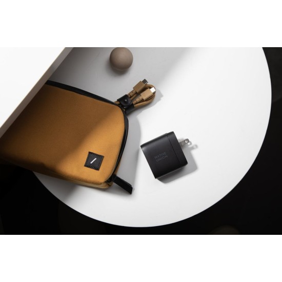 Cablu de Date Native Union Belt, USB-C la USB-C, 1.2m, Kraft Cablu de Date Native Union Belt, USB-C la USB-C, 1.2m, Kraft (Cabluri Telefon, BELT-C-KFT-2-NP) by www.silkase.ro