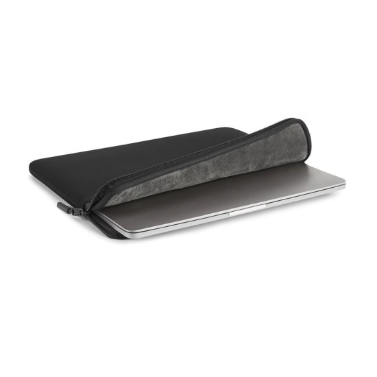 Husa de transport Pipetto Classic Fit Sleeve pentru Macbook Air 15 inch, neagra (Pipetto, Ingredi) by www.silkase.ro Husa de transport Pipetto Classic Fit Sleeve pentru Macbook Air 15 inch, neagra (Ingredi, P069-120-AB) by www.silkase.ro
