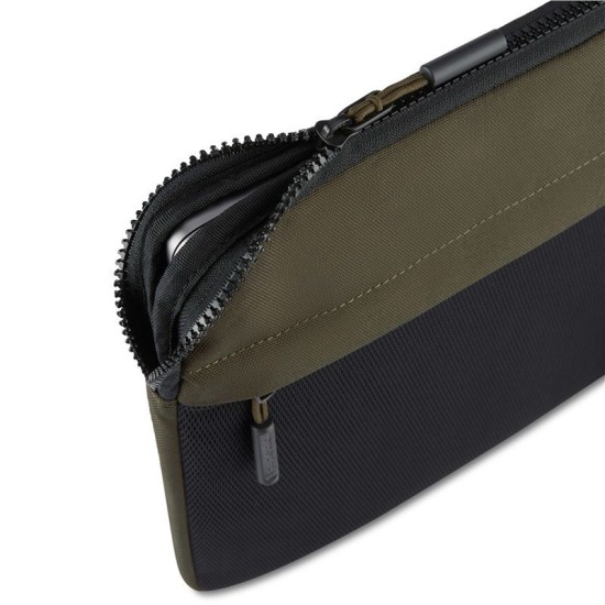 Husă Pipetto Expand Sleeve pentru MacBook Pro 14 / Air 13.6, Dark Green Husă Pipetto Expand Sleeve pentru MacBook Pro 14 / Air 13.6, Dark Green (Ingredi, P077-142-X) by www.silkase.ro