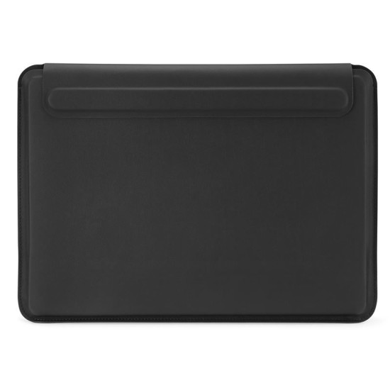 Husa de transport ultra-subtire Pipetto pentru MacBook Air 15, neagra (Ingredi, P071-131-AB) by www.silkase.ro