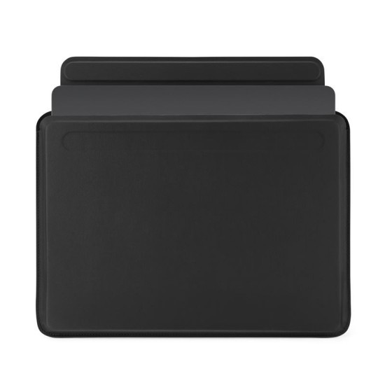 Husa de transport ultra-subtire Pipetto pentru MacBook Air 15, neagra (Ingredi, P071-131-AB) by www.silkase.ro