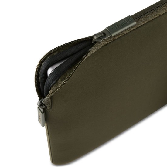 Husă Pipetto Classic Fit Sleeve pentru MacBook 13/14 inch, Dark Green Husă Pipetto Classic Fit Sleeve pentru MacBook 13/14 inch, Dark Green (Ingredi, P069-146-X) by www.silkase.ro