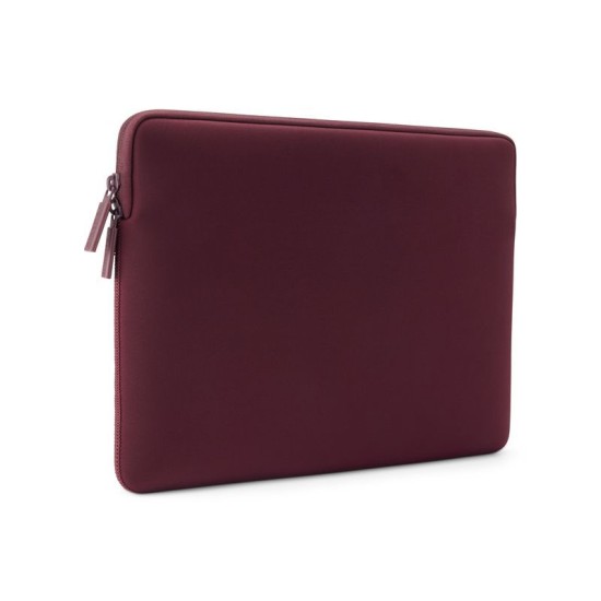 Husă Pipetto Classic Fit Sleeve pentru MacBook 13/14, Burgundy Husă Pipetto Classic Fit Sleeve pentru MacBook 13/14, Burgundy (Ingredi, P069-147-X) by www.silkase.ro