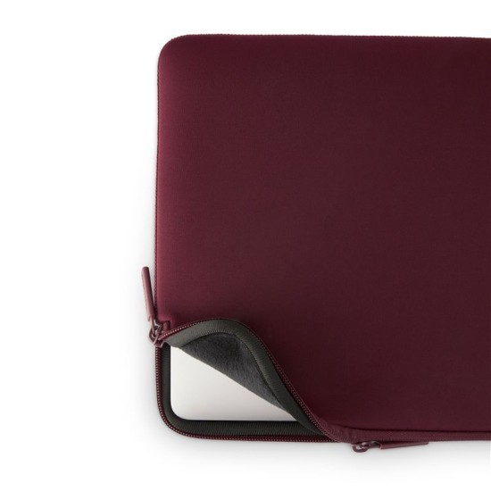 Husă Pipetto Classic Fit Sleeve pentru MacBook 13/14, Burgundy Husă Pipetto Classic Fit Sleeve pentru MacBook 13/14, Burgundy (Ingredi, P069-147-X) by www.silkase.ro