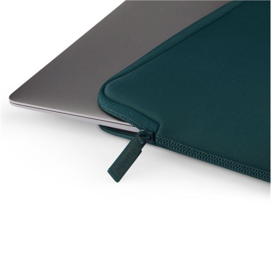 Husă Pipetto Classic Fit Sleeve, Dark Teal - MacBook 13/14 (Ingredi, P069-148-X) by www.silkase.ro