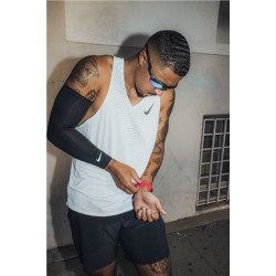 NOMAD Brățară Sport Tempo Apple Watch 42/41/40/38mm (Seria 11/SE), Roșu Corai (Crush)