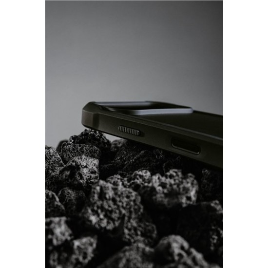 Husa de protectie robusta din piele Horween Nomad Rugged pentru iPhone 17 Pro Max, neagra (iPhone 17 Pro Max, NM011789858) by www.silkase.ro