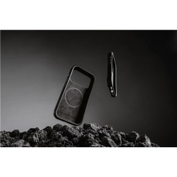 Husa de protectie robusta din piele Horween Nomad Rugged pentru iPhone 17 Pro Max, neagra Husa de protectie robusta din piele Horween Nomad Rugged pentru iPhone 17 Pro Max, neagra
