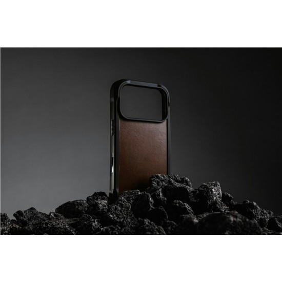 Husa de protectie robusta din piele Horween Nomad Rugged pentru iPhone 17 Pro, maro rustic (iPhone 17 Pro, NM011819858) by www.silkase.ro