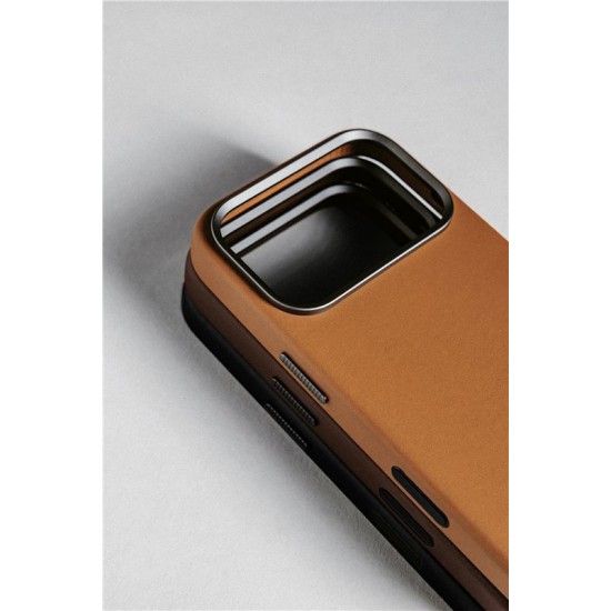 Husa traditionala din piele Nomad pentru iPhone 17 Pro, maro (Nomad, Ingredi) by www.silkase.ro Husa traditionala din piele Nomad pentru iPhone 17 Pro, maro (iPhone 17 Pro, NM011949858) by www.silkase.ro