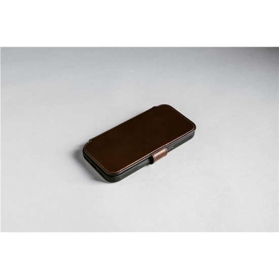 Husa tip carte din piele Horween Nomad Modern Folio pentru iPhone 17 Pro, maro rustic (iPhone 17 Pro, NM014155858) by www.silkase.ro