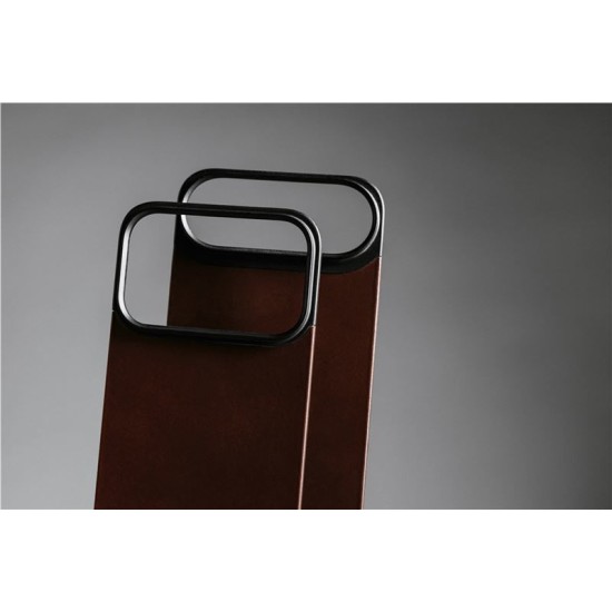Capac spate magnetic din piele Horween Nomad pentru iPhone 17 Pro, negru (Nomad, Ingredi) by www.silkase.ro Capac spate magnetic din piele Horween Nomad pentru iPhone 17 Pro, negru (iPhone 17 Pro, NM014414858) by www.silkase.ro