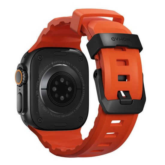 Curea cauciuc NOMAD Rocky Point compatibila cu Apple Watch 4/5/6/7/8/9/10/SE/Ultra1/2 42/44/45/46/49mm Magma/Black (Nomad, Ingredi) by www.silkase.ro Curea cauciuc NOMAD Rocky Point compatibila cu Apple Watch 4/5/6/7/8/9/10/SE/Ultra1/2 42/44/45/46/49mm Magma/Black (Ingredi, NM014865858) by www.silkase.ro