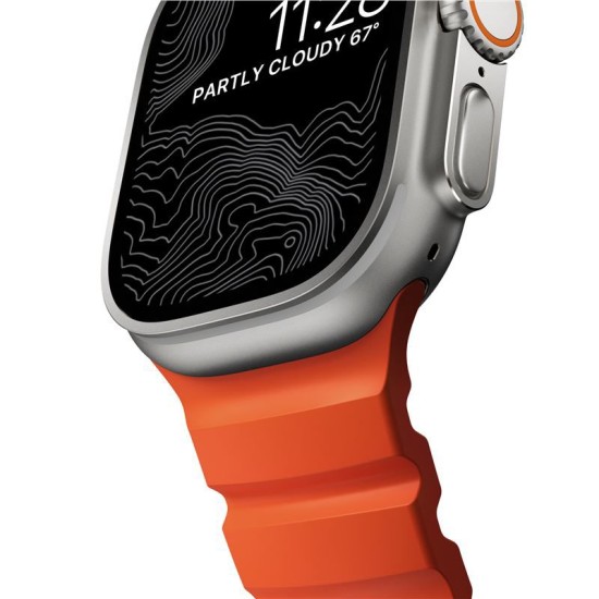 Curea cauciuc NOMAD Rocky Point compatibila cu Apple Watch 4/5/6/7/8/9/10/SE/Ultra1/2 42/44/45/46/49mm Magma/Silver (Nomad, Ingredi) by www.silkase.ro Curea cauciuc NOMAD Rocky Point compatibila cu Apple Watch 4/5/6/7/8/9/10/SE/Ultra1/2 42/44/45/46/49mm Magma/Silver (Ingredi, NM014872858) by www.silkase.ro