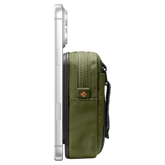 Organizator Portabil Spigen TintapZip MagSafe, Olive Green - Husă Premium pentru Accesorii Organizator Portabil Spigen TintapZip MagSafe, Olive Green - Husă Premium pentru Accesorii (Șnururi și Curele Telefon, AFA10227) by www.silkase.ro