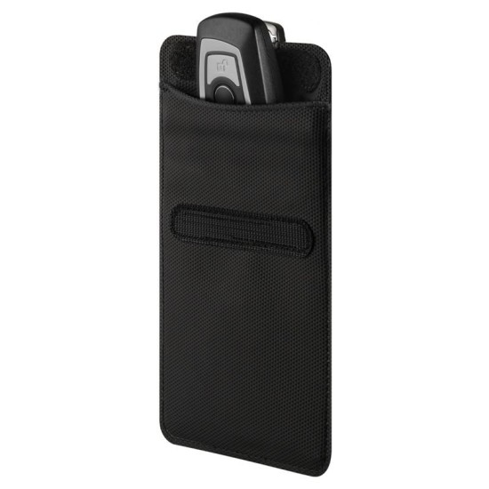 Husa de protectie cheie auto cu blocare semnal RFID Spigen Klasden Pouch, neagra (Spigen, Ingredi) by www.silkase.ro Husa de protectie cheie auto cu blocare semnal RFID Spigen Klasden Pouch, neagra (Accesorii auto, AFA03754) by www.silkase.ro