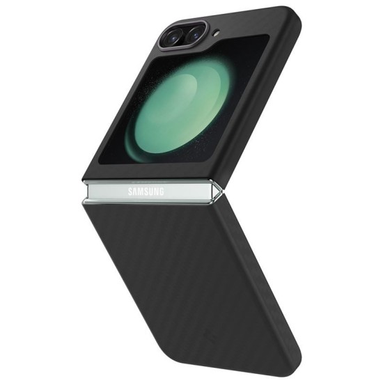 Husa Spigen AirSkin Pro compatibila cu Samsung Galaxy Z Flip 5 Black (Spigen, Z Flip5) by www.silkase.ro Husa Spigen AirSkin Pro compatibila cu Samsung Galaxy Z Flip 5 Black (Z Flip5, ACS06239) by www.silkase.ro