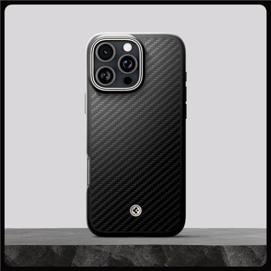 Husa Spigen Enzo Aramid Mag do MagSafe pentru iPhone 16 Pro, negru si bej (iPhone 15 Pro, ACS08508) by www.silkase.ro