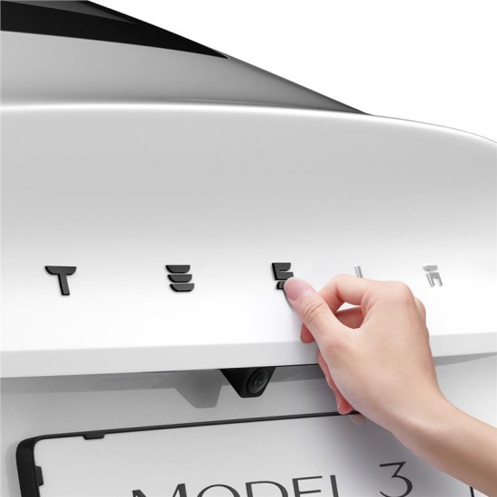 Protectie emblema spate Spigen pentru Tesla Model 3 2024, carbon (Accesorii auto, ACP08550) by www.silkase.ro