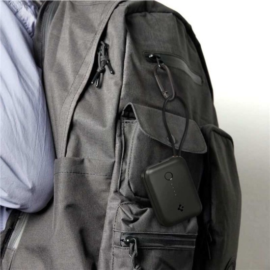 Baterie externa Spigen Essential 10000 mAh 30W cu cablu integrat, neagra (Spigen, Ingredi) by www.silkase.ro Baterie externa Spigen Essential 10000 mAh 30W cu cablu integrat, neagra (Baterii Externe, ABA09023) by www.silkase.ro