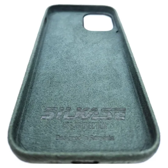 Husa compatibila cu Apple iPhone 12 Mini, SILKASE, alcantara, culoare verde inchis (SILKASE, iPhone 12 Mini) by www.silkase.ro Husa compatibila cu Apple iPhone 12 Mini, SILKASE, alcantara, culoare verde inchis (iPhone 12 Mini, H0078) by www.silkase.ro