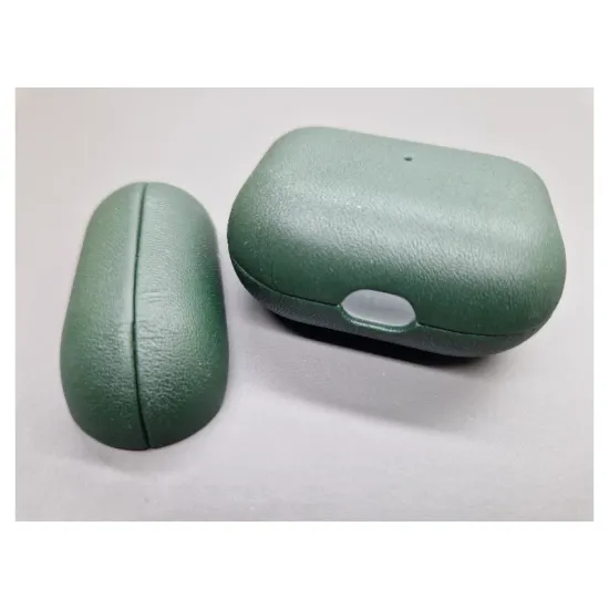 Husa piele SILKASE pentru Apple Airpods Gen.3, interior microfibra, decupaj indicator LED, verde army (SILKASE, ) by www.silkase.ro Husa piele SILKASE pentru Apple Airpods Gen.3, interior microfibra, decupaj indicator LED, verde army (, H1212) by www.silkase.ro