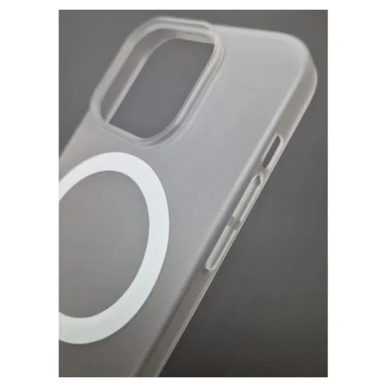 Husa SILKASE Ultra Slim, MagSafe pentru Apple iPhone 15 Pro, culoare alb/transparent (SILKASE, iPhone 15 Pro) by www.silkase.ro Husa SILKASE Ultra Slim, MagSafe pentru Apple iPhone 15 Pro, culoare alb/transparent (iPhone 15 Pro, H2368) by www.silkase.ro